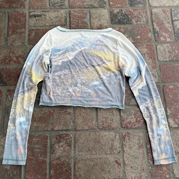 BDG Urban Outfitters Long Sleeve Cropped Top Scenery Printed Size M - Picture 4 of 4